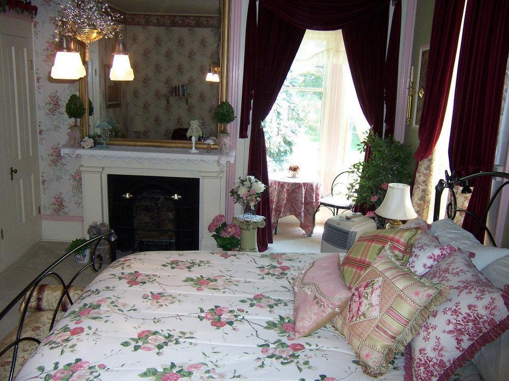 The Gridley Inn B&B Waterloo Exterior photo